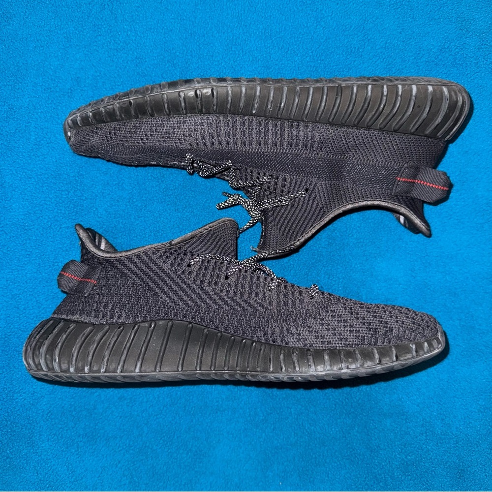 Black Adidas Yeezy Boost 350 V2 Shoes